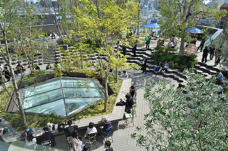 Le rooftop verdoyant du Tokyu Plaza à Harajuku 